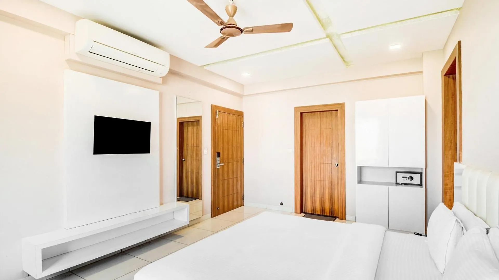 Hotel Palette Goverdhan Villas Formerly The White Fresco Udaipur