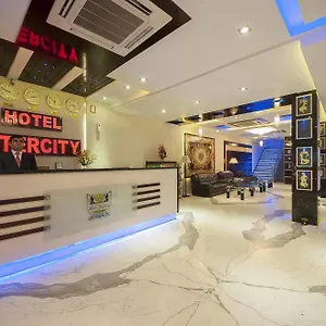 Dewdrop Intercity 3*, Delhi (National Capital Territory of India) India